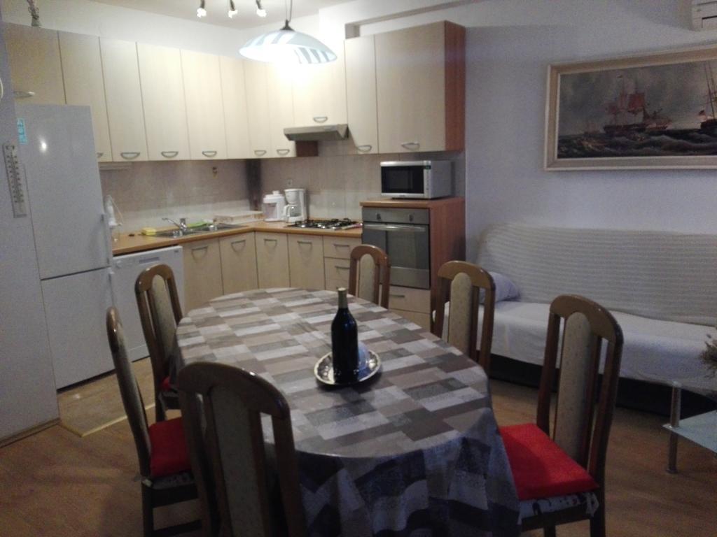 Apartman Drazin Kastela Bagian luar foto