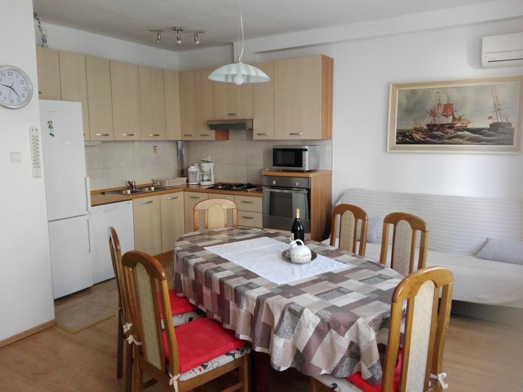 Apartman Drazin Kastela Bagian luar foto