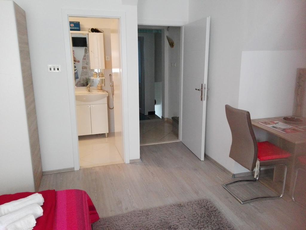 Apartman Drazin Kastela Bagian luar foto